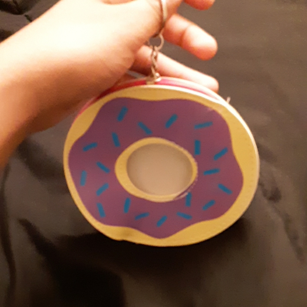 Donut 🍩💫 - Picture 3 of 4